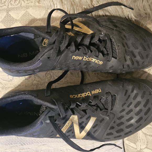 New Balance Black with Gold Accents Running Shoes - Picture 2 of 5